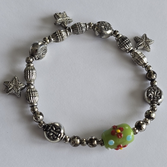 Handmade bracelet lamp work glass bead silver tone stretch stretchy - Picture 7 of 10